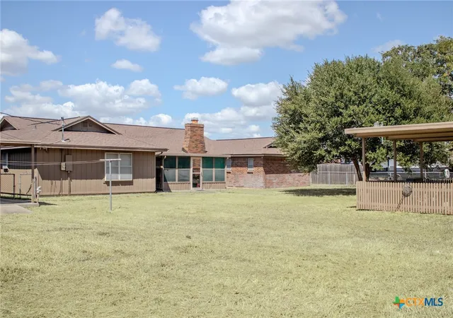 Photo 4 of Single family home for sale at 505 Ball Airport Rd, Victoria, TX 77904 | MLS# 626380 | Listing updated on 2026-09-29