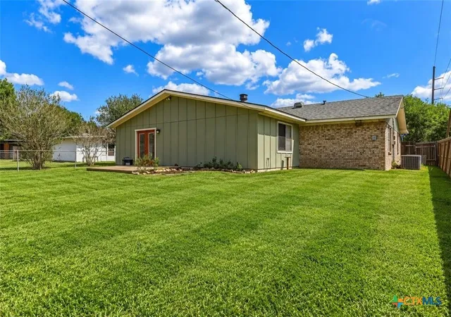 Photo 2 of Single family home for sale at 4601 Dahlia Ln, Victoria, TX 77904 | MLS# 624986 | Listing updated on 2026-09-29