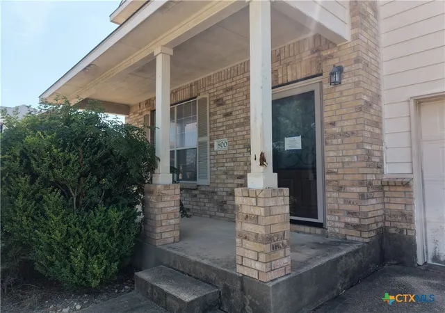 Photo 2 of Single family home for sale at 800 Kachina Loop, Harker Heights, TX 76548 | MLS# 626489 | Listing updated on 2026-09-29