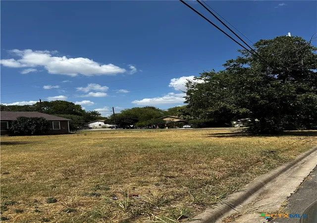 Photo 3 of Land for sale at 711 Henderson St, Killeen, TX 76541 | MLS# 626147 | Listing updated on 2026-10-03