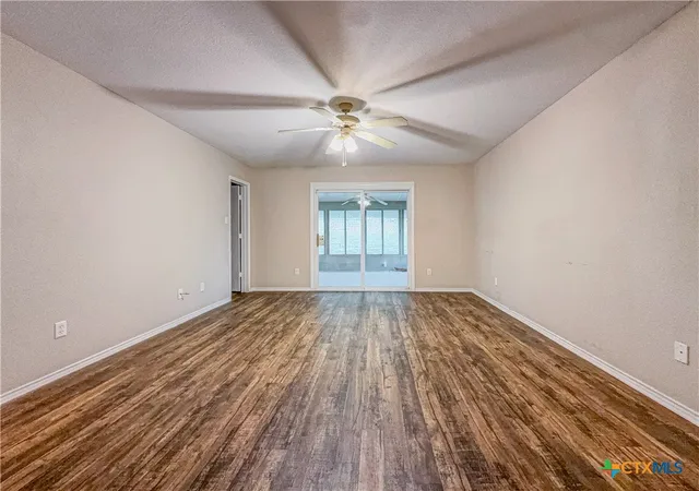 Photo 3 of Single family home for sale at 201 Tepee Dr, Harker Heights, TX 76548 | MLS# 626487 | Listing updated on 2026-09-29