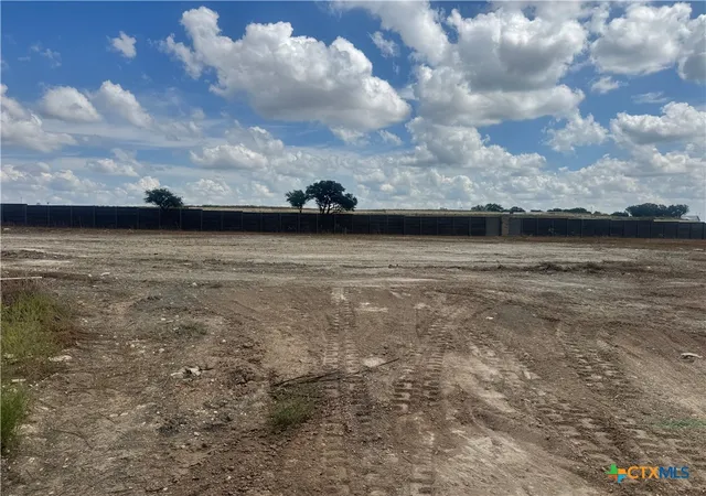 Photo 1 of Single family home for sale at 426 Presley Dr, Killeen, TX 76542 | MLS# 626508 | Listing updated on 2026-10-01