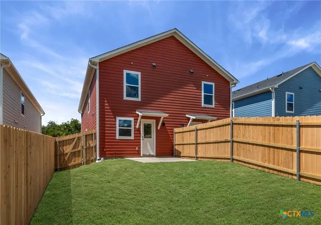 Photo 3 of Townhouse for sale at 907 S 2nd Street, Temple, TX 76504 | MLS# 626515 | Listing updated on 2026-09-29