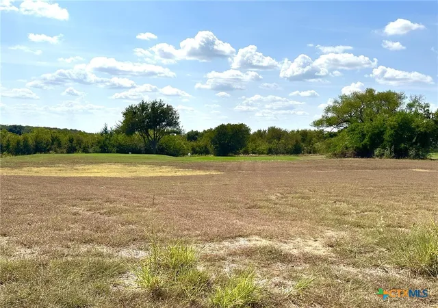 Photo 2 of Sale Pending at 4957 Wildflower Ln, Temple, TX 76502 | MLS# 626514 | Listing updated on 2026-10-01