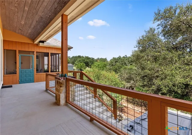 Photo 1 of Single family home for sale at 319 Hidden Pointe, New Braunfels, TX 78132 | MLS# 625838 | Listing updated on 2026-10-06