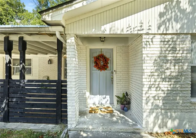 Photo 3 of Single family home for sale at 904 Kirk St, Taylor, TX 76574 | MLS# 626307 | Listing updated on 2026-10-07