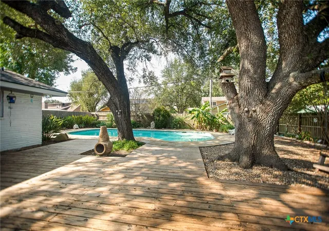 Photo 3 of Single family home for sale at 731 Willowick Dr, Port Lavaca, TX 77979 | MLS# 626534 | Listing updated on 2026-10-05