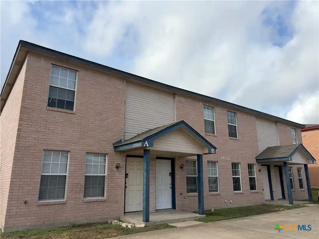 Multi family home for sale at 1402 Dugger Cir, Killeen, TX 76543 | MLS# 626518