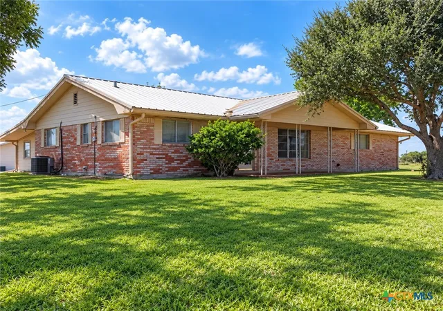 Photo 4 of Single family home for sale at 150 Sikes Rd, Port Lavaca, TX 77979 | MLS# 626194 | Listing updated on 2026-10-08