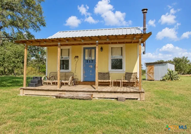 Photo 4 of House for sale at 2491 E Fannin Goliad, Goliad, TX 77963 | MLS# 626573 | Listing updated on 2026-09-30