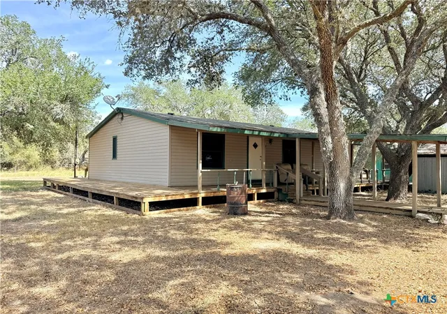 Photo 3 of Manufactured home for sale at 201 Sandra Ln, Victoria, TX 77905 | MLS# 626614 | Listing updated on 2026-10-07