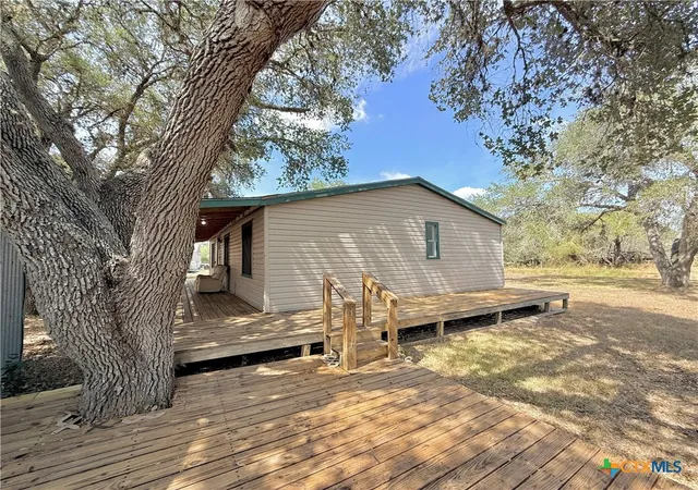 Photo 4 of Manufactured home for sale at 201 Sandra Ln, Victoria, TX 77905 | MLS# 626614 | Listing updated on 2026-10-07