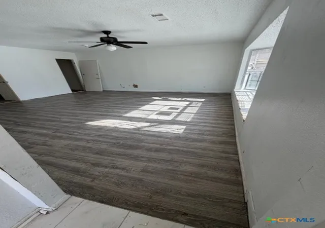 Photo 1 of Single family home for sale at 2005 Eisenhower Dr, Killeen, TX 76543 | MLS# 626602 | Listing updated on 2026-09-30