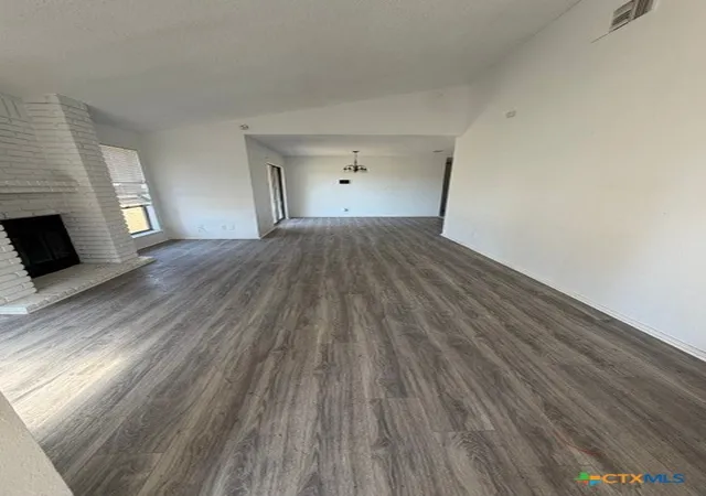 Photo 4 of Single family home for sale at 2005 Eisenhower Dr, Killeen, TX 76543 | MLS# 626602 | Listing updated on 2026-09-30