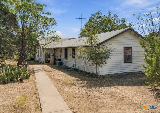 Photo 1 of Single family home for sale at 651 Richard Ln, Belton, TX 76513 | MLS# 626413 | Listing updated on 2026-10-02
