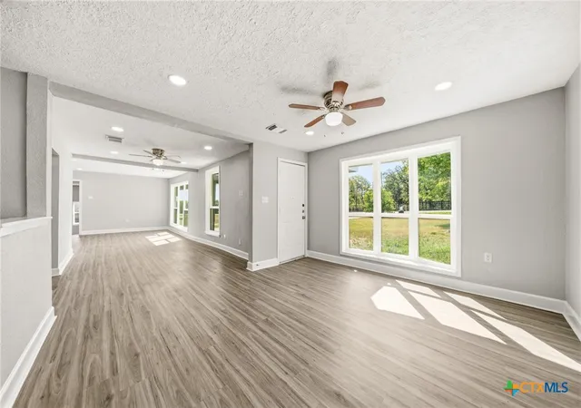 Photo 2 of Single family home for sale at 1585 E Central, Lorena, TX 76655 | MLS# 625208 | Listing updated on 2026-10-01