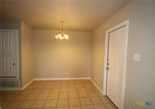 Photo 4 of House for sale at 1502 Golden Eagle Ct, Killeen, TX 76549 | MLS# 626557 | Listing updated on 2026-10-02