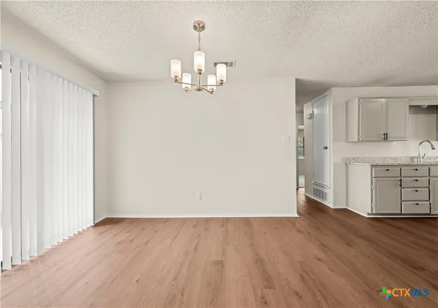 Photo 3 of Single family home for sale at 2805 Benchmark Trl, Killeen, TX 76543 | MLS# 626643 | Listing updated on 2026-09-30