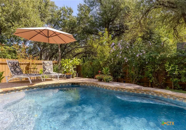 Photo 1 of Single family home for sale at 2041 Saint Andrews Dr, Round Rock, TX 78664 | MLS# 626677 | Listing updated on 2026-09-30