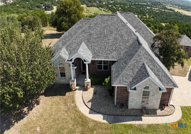 Photo 2 of Single family home for sale at 2907 Wild Horse Cir, Copperas Cove, TX 76522 | MLS# 626673 | Listing updated on 2026-09-30