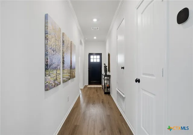 Photo 3 of Single family home for sale at 236 Colonel Mcnally Loop, Jarrell, TX 76537 | MLS# 626724 | Listing updated on 2026-10-06
