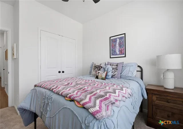 Photo 4 of Single family home for sale at 236 Colonel Mcnally Loop, Jarrell, TX 76537 | MLS# 626724 | Listing updated on 2026-10-06