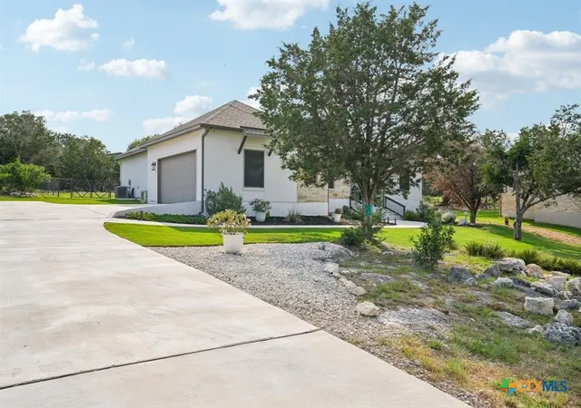 Photo 2 of Single family home for sale at 134 High Point Cir, Spring Branch, TX 78070 | MLS# 626769 | Listing updated on 2026-10-08