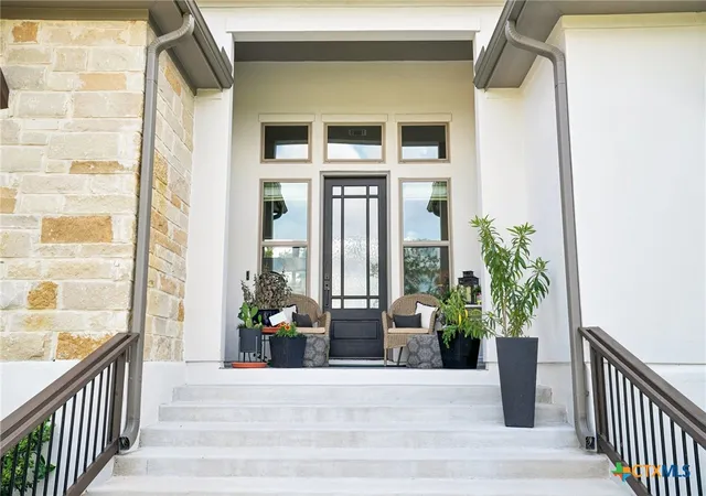 Photo 3 of Single family home for sale at 134 High Point Cir, Spring Branch, TX 78070 | MLS# 626769 | Listing updated on 2026-10-08