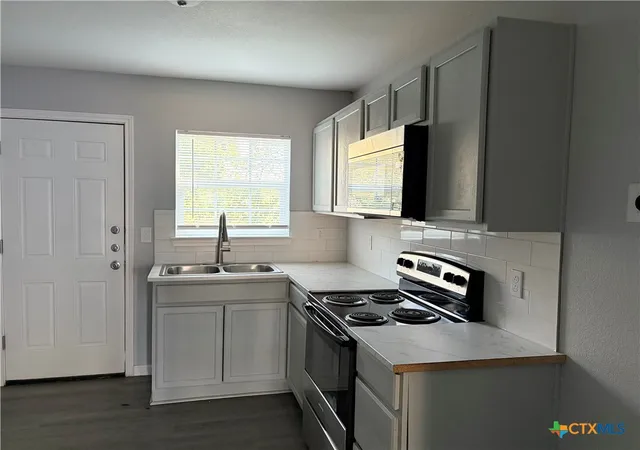 Photo 3 of Multi family home for sale at 1306 White Ave #2, Killeen, TX 76541 | MLS# 624557 | Listing updated on 2026-10-02