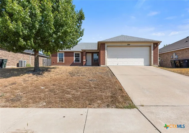 Photo 1 of Single family home for sale at 204 Mcfaddan Ln, Temple, TX 76502 | MLS# 626556 | Listing updated on 2026-10-01