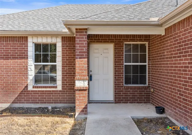 Photo 3 of Single family home for sale at 204 Mcfaddan Ln, Temple, TX 76502 | MLS# 626556 | Listing updated on 2026-10-01