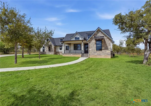 Photo 1 of Single family home for sale at 485 Post Oak St, Gonzales, TX 78629 | MLS# 626308 | Listing updated on 2026-10-02