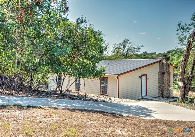 Photo 3 of Single family home for sale at 5424 Owen Ln, Temple, TX 76502 | MLS# 626384 | Listing updated on 2026-10-02