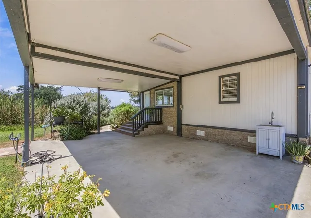 Photo 3 of Single family home for sale at 2840 Riverwood Rd, Gonzales, TX 78629 | MLS# 626712 | Listing updated on 2026-10-06