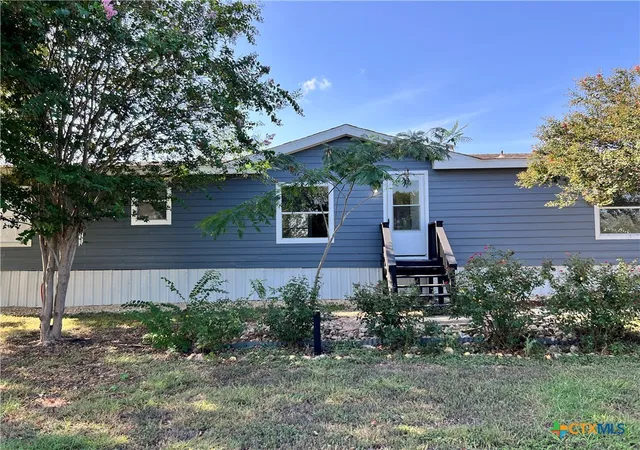 Photo 1 of Manufactured home for sale at 330 Grandview Dr, San Marcos, TX 78666 | MLS# 626824 | Listing updated on 2026-10-01
