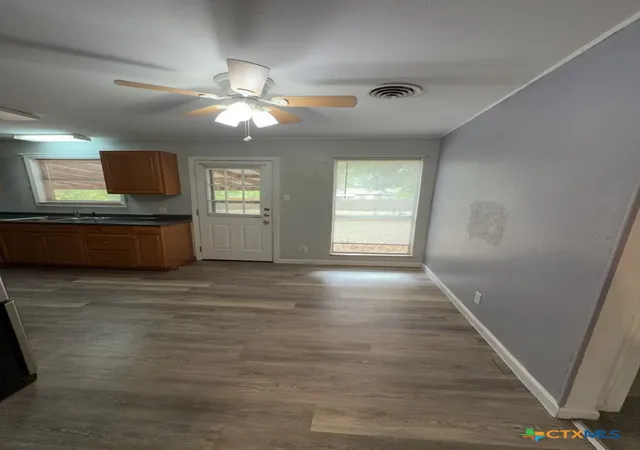 Photo 3 of Single family home for sale at 303 Ridge St, Copperas Cove, TX 76522 | MLS# 626685 | Listing updated on 2026-10-06