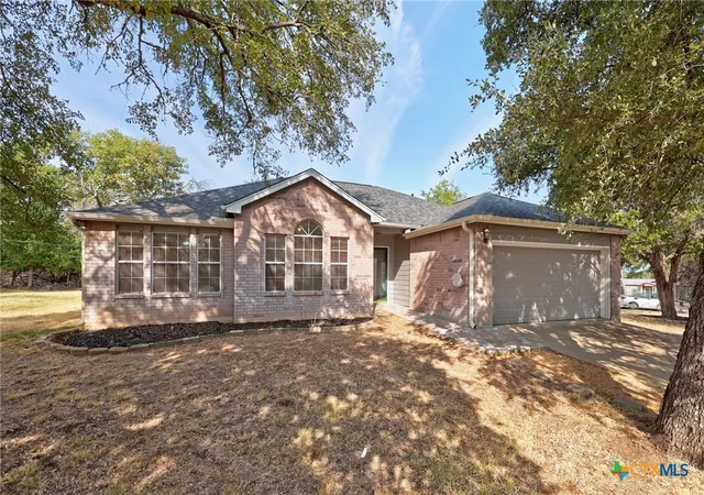 Photo 1 of Single family home for sale at 2 Holly Ct, Belton, TX 76513 | MLS# 625388 | Listing updated on 2026-10-02