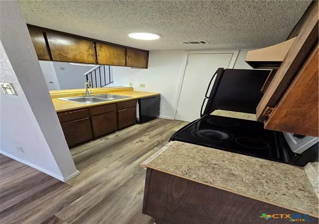 Photo 3 of House for sale at 4502 Hunt Cir, Killeen, TX 76543 | MLS# 626350 | Listing updated on 2026-10-03