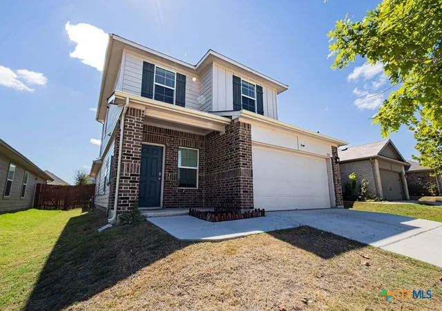 Photo 1 of Single family home for sale at 352 Euclid Ln, Kyle, TX 78640 | MLS# 626856 | Listing updated on 2026-10-07