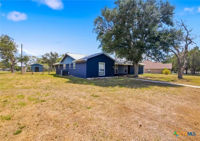 Photo 1 of Single family home for sale at 652 Mockingbird Ln, Goliad, TX 77963 | MLS# 626695 | Listing updated on 2026-10-02