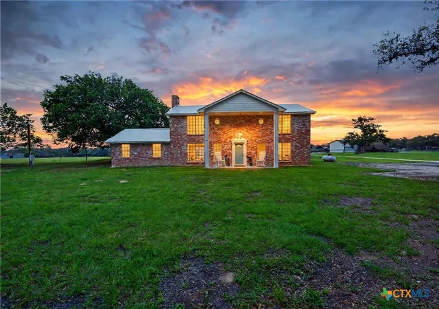 Photo 1 of Single family home for sale at 6072 County Rd 122, Hallettsville, TX 77964 | MLS# 626847 | Listing updated on 2026-10-02