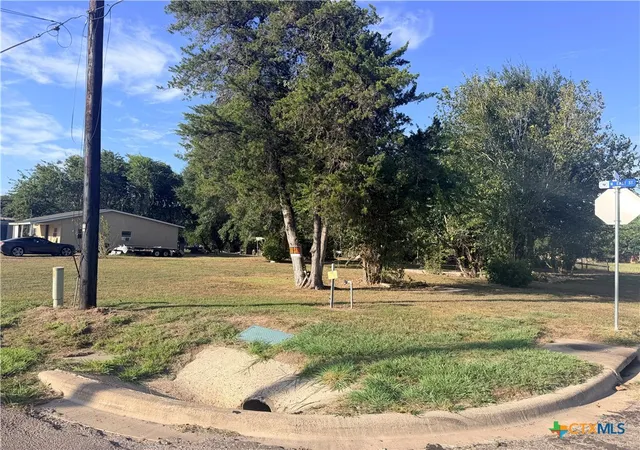 Photo 3 of Land for sale at 506 North E St, Edna, TX 77957 | MLS# 626628 | Listing updated on 2026-10-02