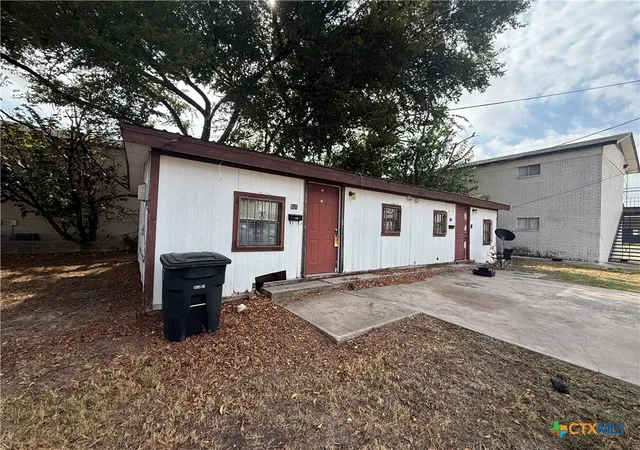 Photo 1 of Multi family home for sale at 504 Rhode Is St, Killeen, TX 76541 | MLS# 626875 | Listing updated on 2026-10-02