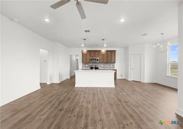 Photo 4 of Single family home for sale at 8707 Yellowcress Dr, Temple, TX 76502 | MLS# 626431 | Listing updated on 2026-10-06
