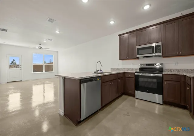 Photo 3 of Multi family home for sale at 8910 Little Leaf Mulberry Dr, Killeen, TX 76542 | MLS# 626649 | Listing updated on 2026-10-06