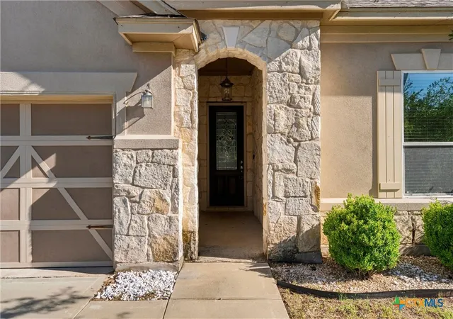 Photo 3 of Single family home for sale at 9104 Lonesome Oak Dr, Temple, TX 76502 | MLS# 626804 | Listing updated on 2026-10-08