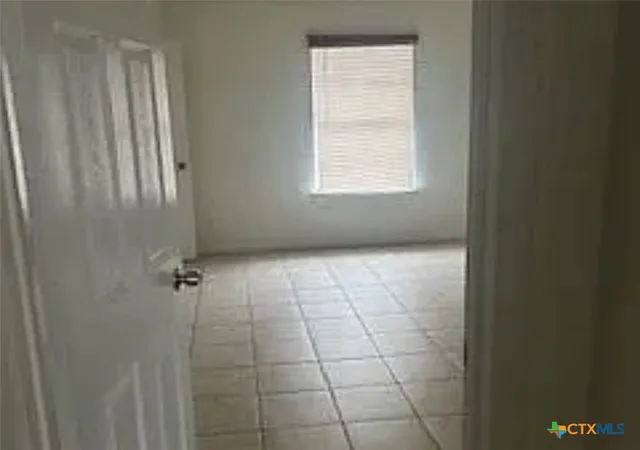Photo 2 of House for sale at 506 Esther Cir, Killeen, TX 76543 | MLS# 626598 | Listing updated on 2026-10-02