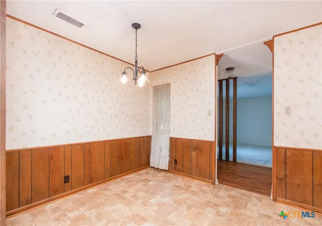 Photo 4 of Single family home for sale at 906 Yorktown Dr, Temple, TX 76504 | MLS# 626903 | Listing updated on 2026-10-05