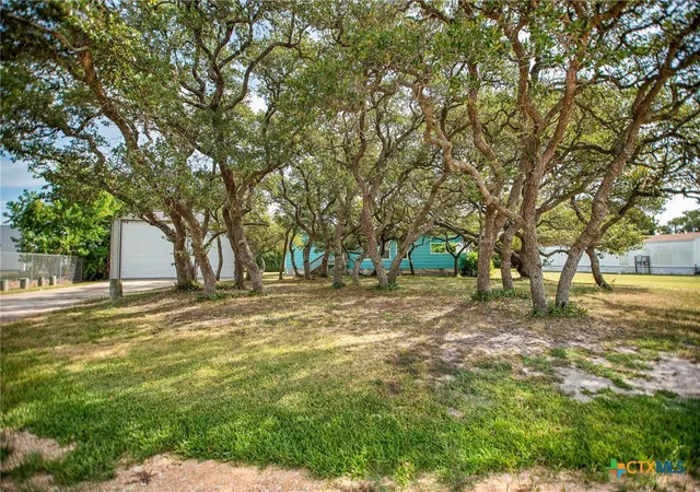 Photo 4 of Single family home for sale at 214 Elizabeth Ln, Port O Connor, TX 77982 | MLS# 626940 | Listing updated on 2026-10-05