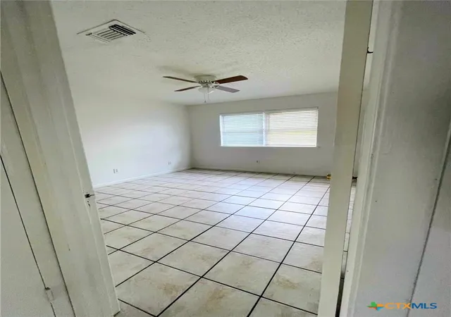 Photo 3 of Single family home for sale at 1912 Patricia St, Copperas Cove, TX 76522 | MLS# 626872 | Listing updated on 2026-10-06